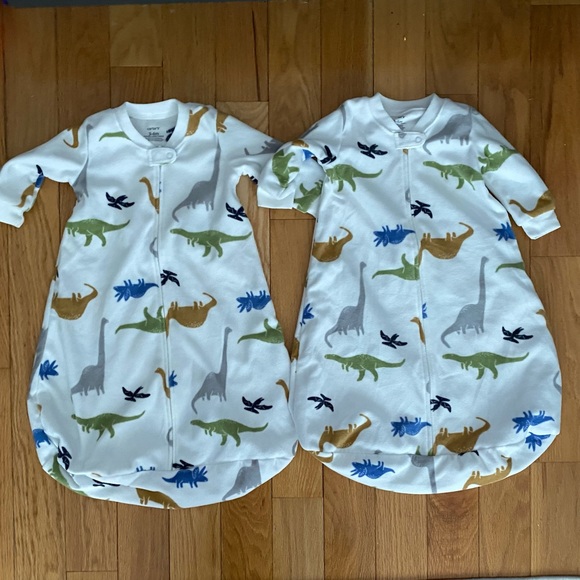 Dinosaur fleece baby sack 3-6 mo - Picture 2 of 2